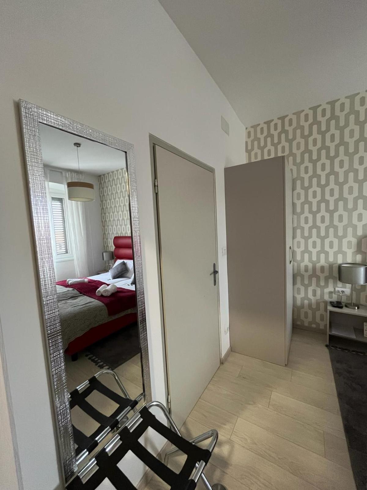 Apartment Arena Pula Quarto foto
